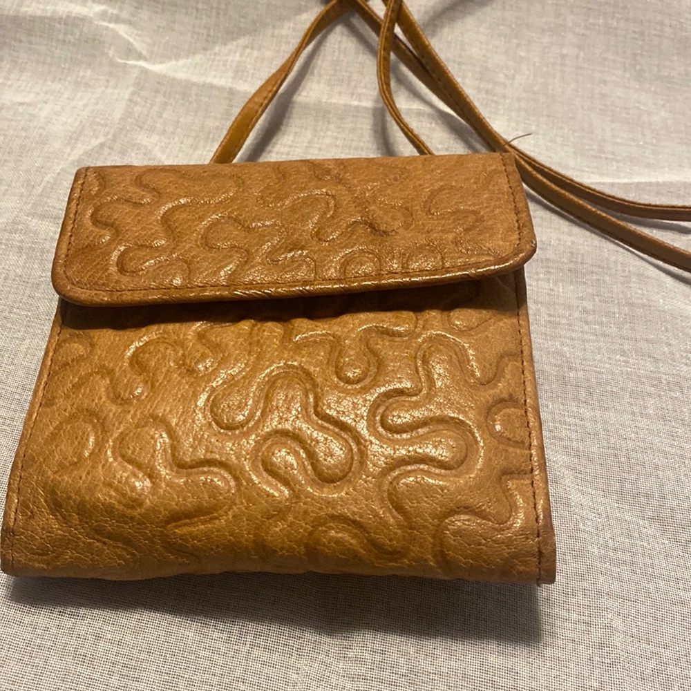 Vintage Mundi cross-body wallet